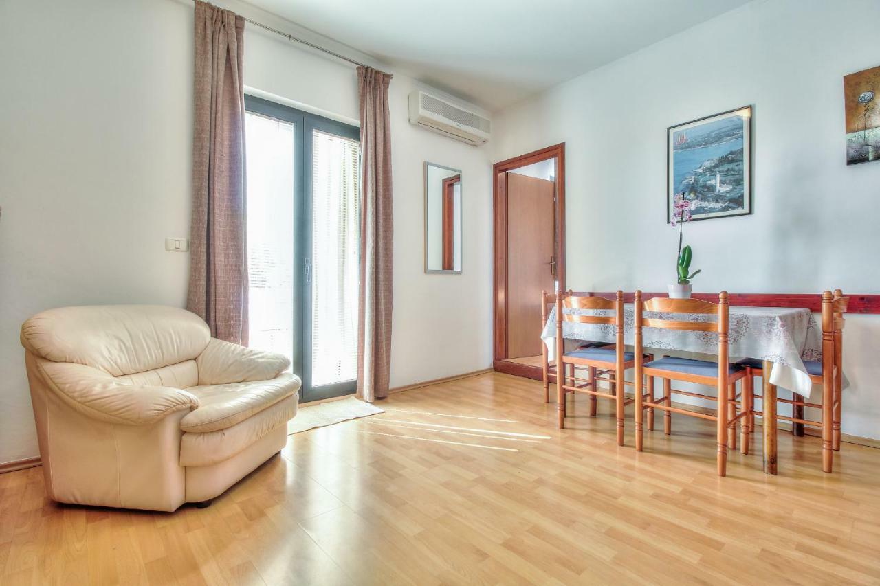 Apartments El Faro Савудрия Екстериор снимка